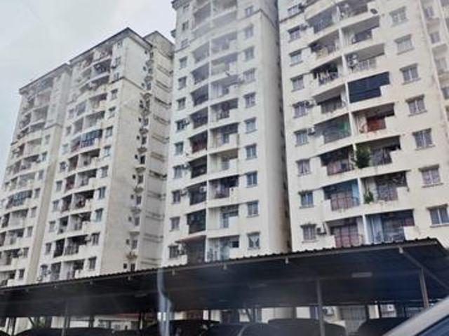 Pandan Court Ampang Low Floor
