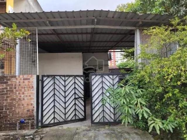Pandan jaya corner double storey terrace house
