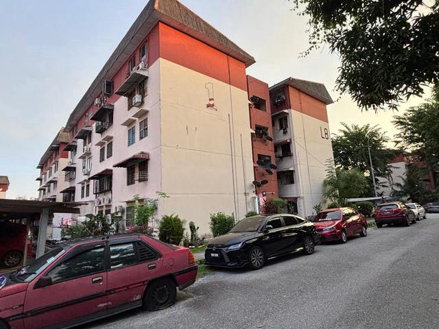 Pandan Jaya Flat Near LRT Pandan Jaya Low Cost Well Maintain 100 Loan