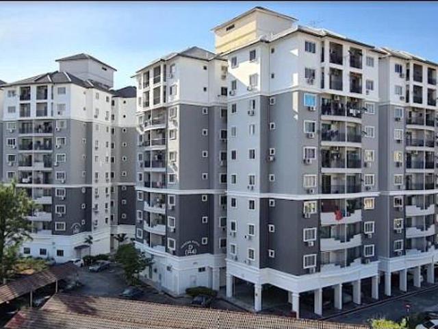 Pandan Puteri Condo FOR SALE1010sqft 3R 2B Deposit 3K