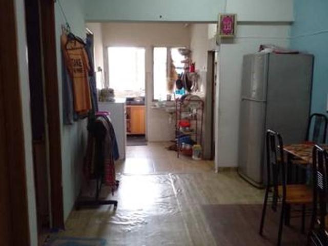 Pandan Ria Apartment End Lot Block D Near Lrt