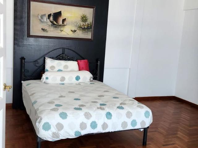 Pandan Valley D21, Condominium