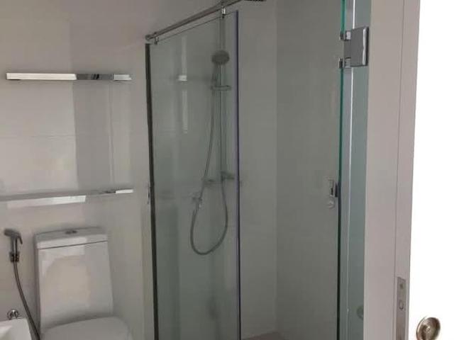 Pandan Valley D21, Condominium