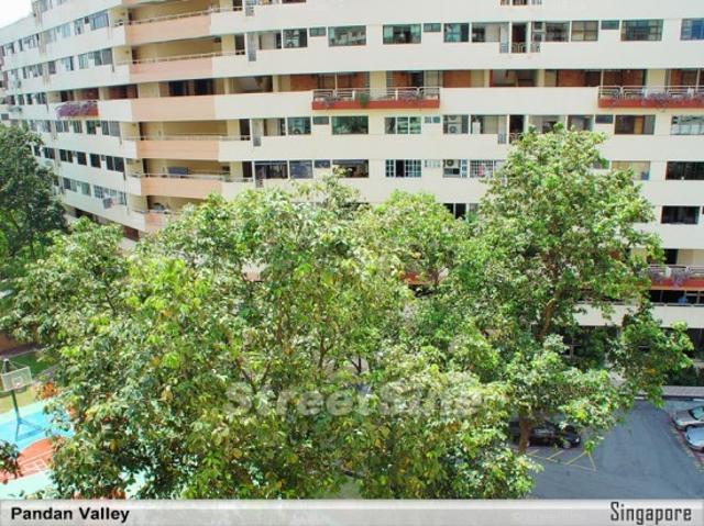 Pandan Valley D21, Condominium