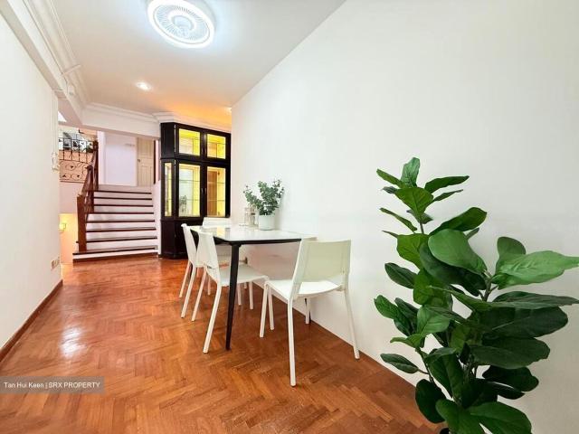 Pandan Valley D21, Condominium