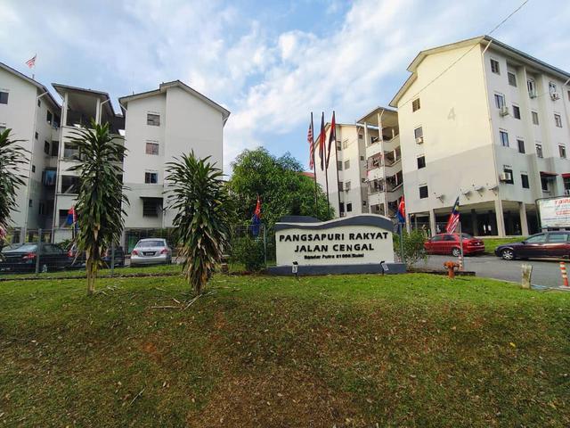 Pangsapri Rakyat Kulai nearby IOI mall