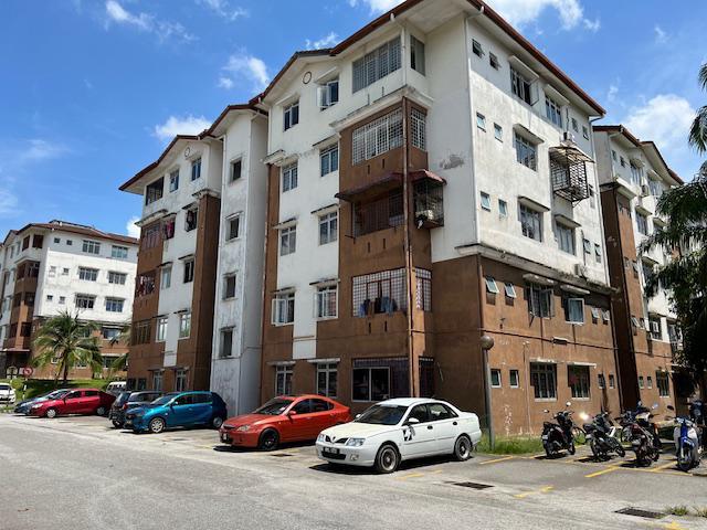 Pangsapuri Mawar Bandar Seri Putra Mahkota Nilai Selangor