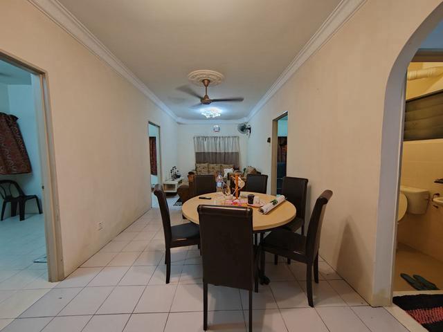 Pangsapuri Mayang Taman Puncak Jalil Seri Kembangan