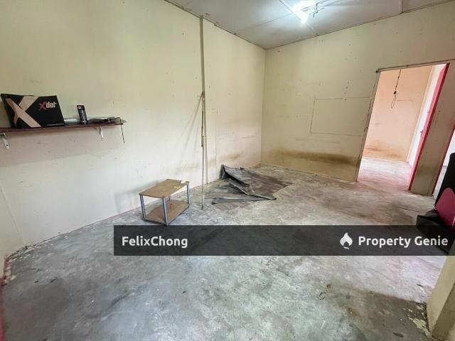 Pangsapuri Merak Low Cost Flat,Bandar Baru Kangkar Pulai,Skudai,Level 4