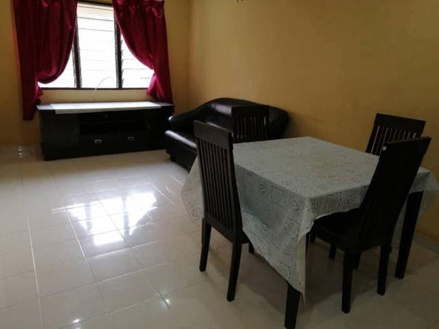 Pangsapuri nilam sari seksyen 7 level 1