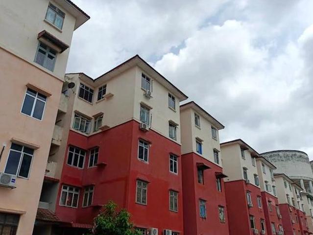 Pangsapuri Orchid Puchong Prima Near LRT station Freehold