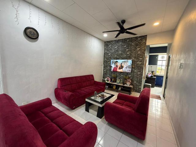 Pangsapuri Aked Apartment All New Renovated Windy Unit Cheaper Rental