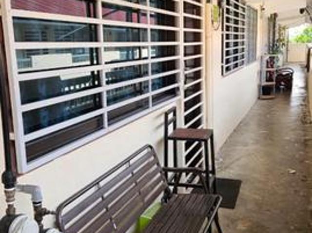 Pangsapuri Aman 100 Loan Fully Furnished Ujong Pasir Melaka