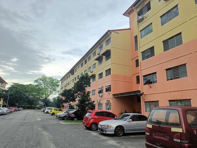 Pangsapuri Aman Perdana Freehold Kapar Klang