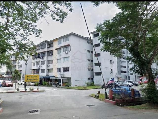 Pangsapuri Anggerik Taman Putra Kajang