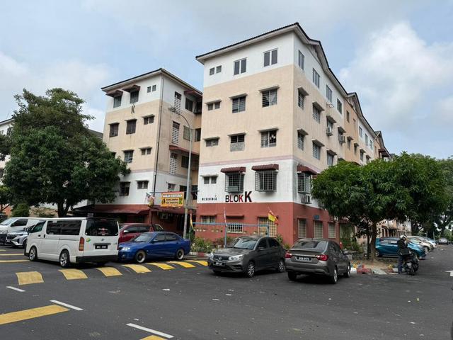 Pangsapuri Bukit Tinggi 2 Flat For Sale