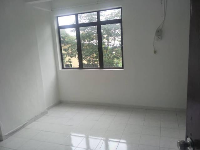 Pangsapuri Cemara Apartment Bandar Sri Permaisuri LRT Cheras