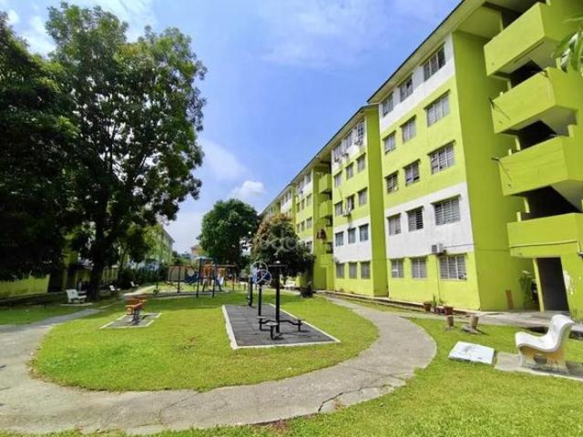 Pangsapuri Ceria Ground Floor Kinrara Puchong