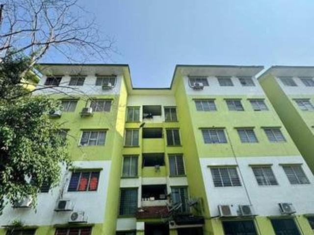 Pangsapuri Ceria LowCost Unit Block B Taman kinrara 47100 PuchongS