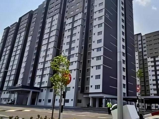 Pangsapuri D Kayangan Setia Ecohill Semenyih