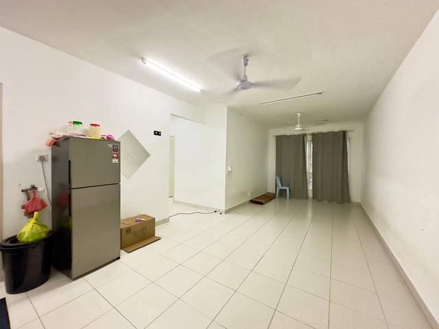 Pangsapuri De Kiara RSKU U13 Setia Alam Basic Unit Murah Murah