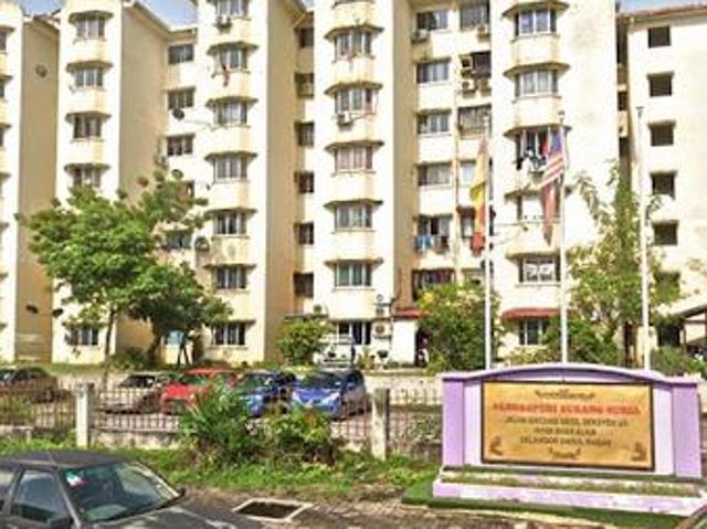 Pangsapuri Desa Subang Shah Alam Freehold Good Condition House