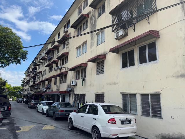Pangsapuri Intan Taman Bukit Permai Cheras Kuala Lumpur