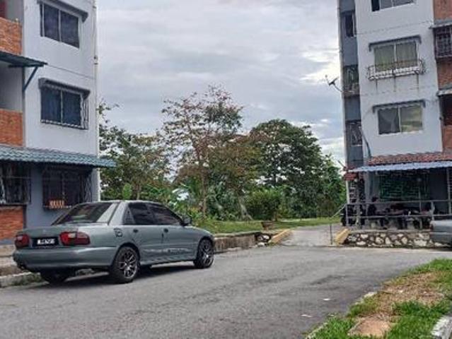 Pangsapuri Jubli Perak Seksyen 4