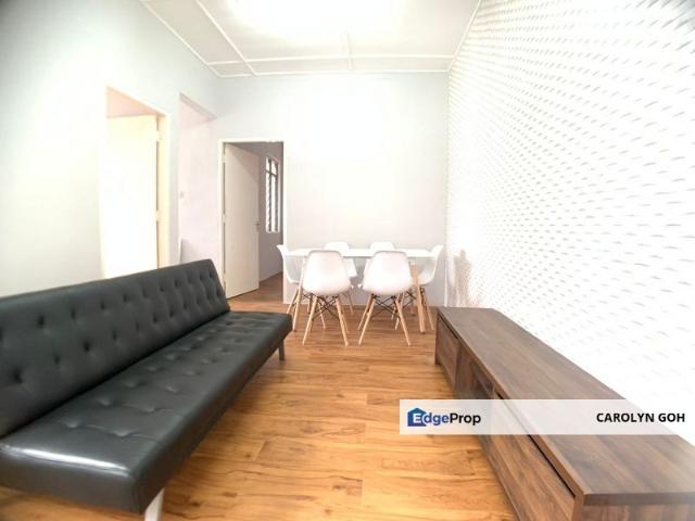 Jentayu Flat