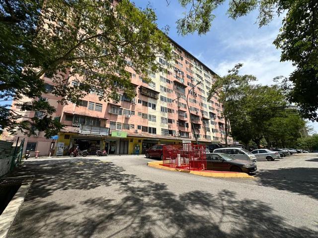 Pangsapuri Kampung Aman 1 Taman Bukit Serdang Seri Kembangan