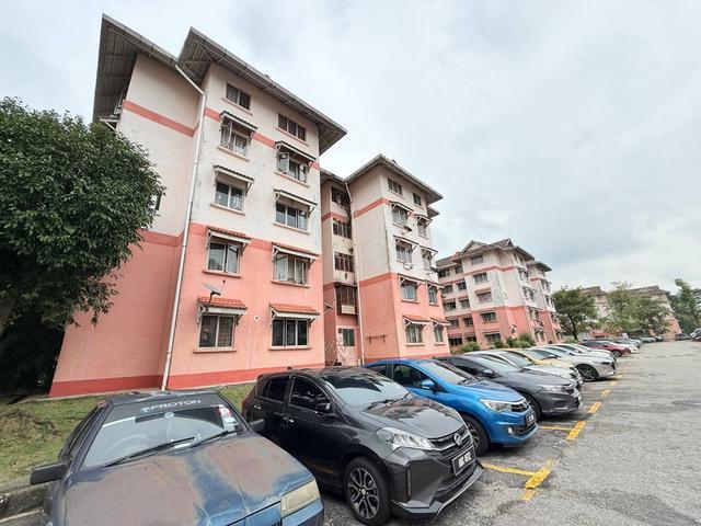 Pangsapuri Kiambang Taman Bukit Subang Denai Alam FREEHOLDLEVEL 4