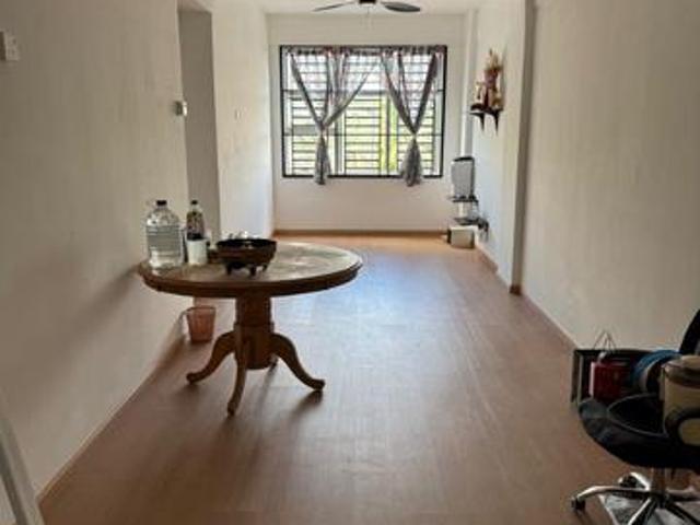 Pangsapuri Pulai Mutiara Partial Furnished Low Floor For Rent
