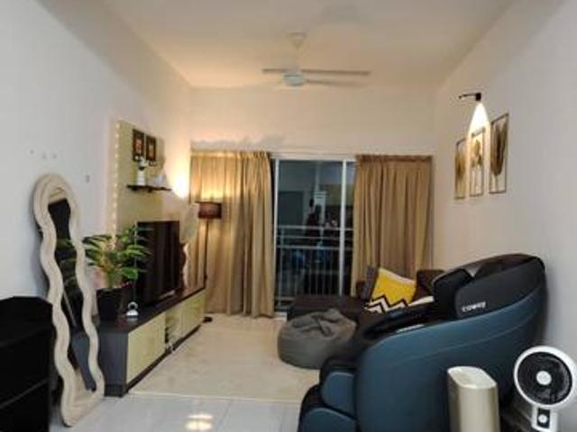 Pangsapuri Puncak Saujana Apartment Kajang Selangor
