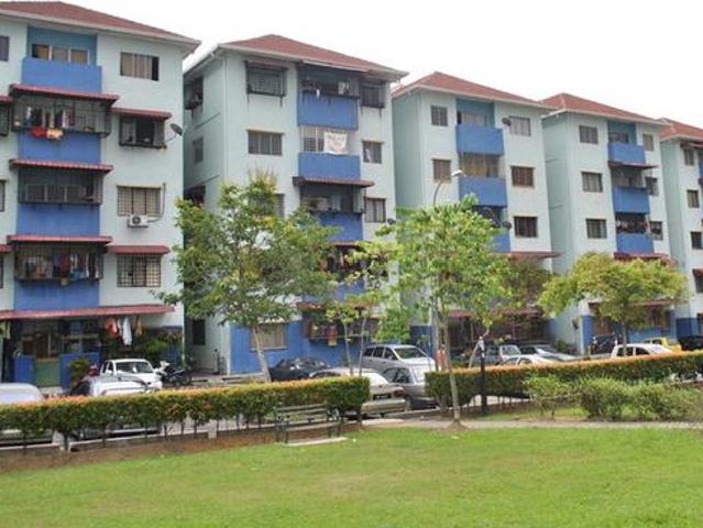 Pangsapuri Putra Indah 864sqf Seri KembanganLow BookingRENOFLoa