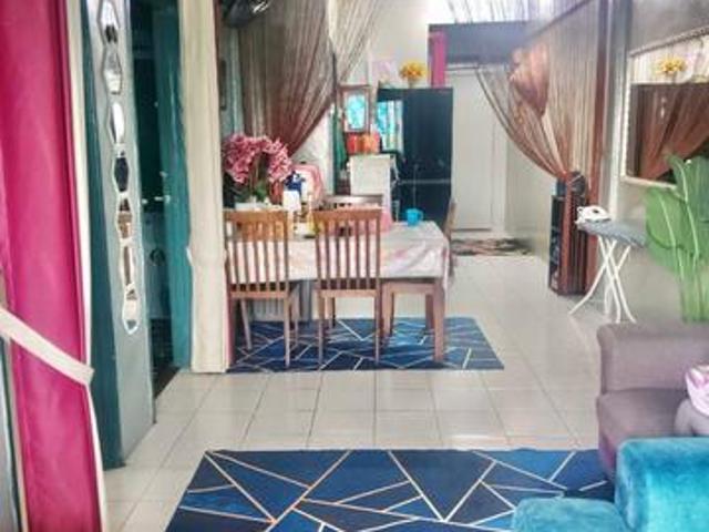 Pangsapuri Penaga Mas Puchong Selangor FOR SALE