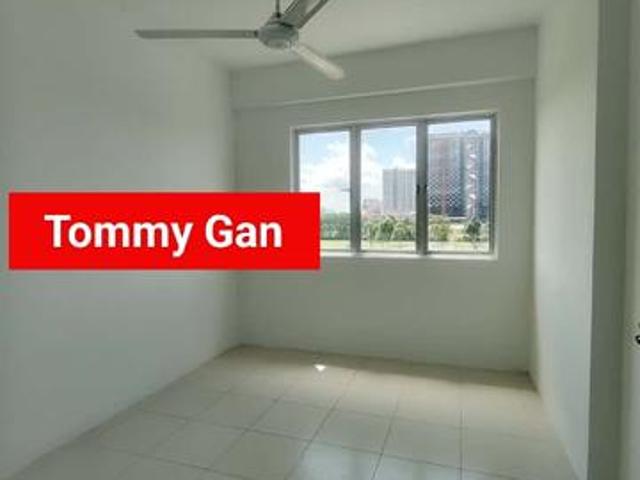 Pangsapuri Suria Apartment For Sale in Batu Kawan 1000Sqft Leasehold