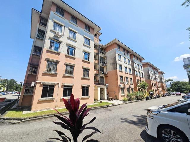 Pangsapuri Suria Taman Kinrara Puchong