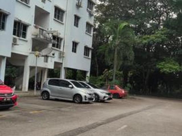 Pangsapuri Salvia Blok F Seksyen 11 Kota Damansara Selangor