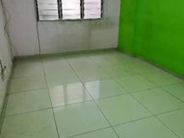 Pangsapuri Segar Ria Apartment Taman Bukit Segar Cheras kl Below mv