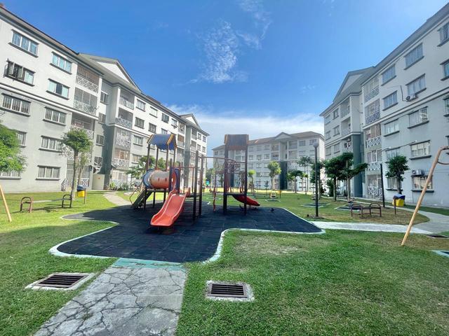 Pangsapuri Sri Alpinia Bandar Puteri Puchong
