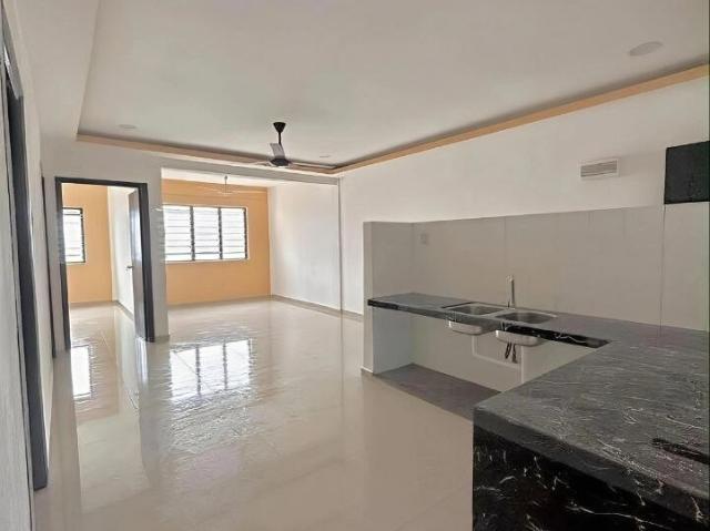 Pangsapuri Sri Delima Apartment For Sale, Bandar Seri Alam, Masai