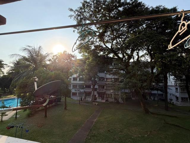 Pangsapuri Sri Kesidang Puchong Jaya for sales 1st floor move in con