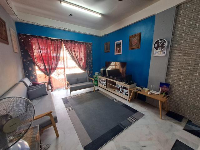 Pangsapuri Taman Desa Tasek Blok 22 Bandar Tasik Selatan Sg Besi KL
