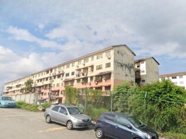 Pangsapuri Taman Putra Budiman Seri Kembangan Level 2