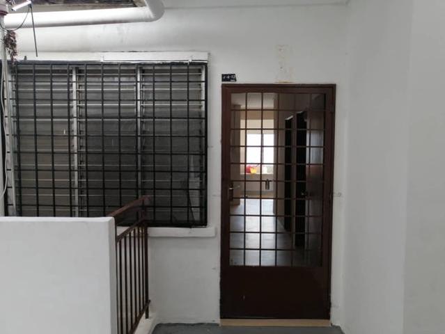 Pangsapuri Taman Tasik Utama Ayer Keroh