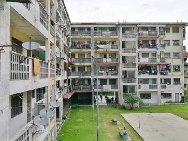 Pangsapuri Teratai Taman Bukit Subang 650SFFull LoanCash Back