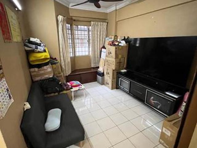 Pangsapuri Vista Renovated Low Floor with Lift