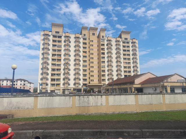 Pangsapuri Vista RiaApartment For Sale
