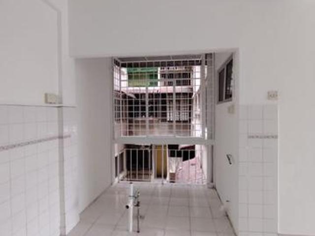 Pangsapuri Waja First floor