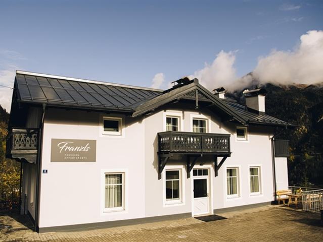 Panorama Ferienappartmenthaus mit 7 eigenständigen Appartments in Bad Gastein
